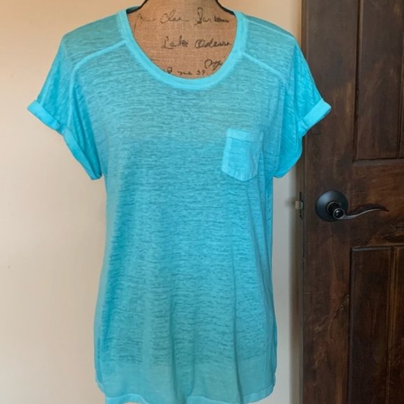 Cute petite tee-NWOT! - Picture 1 of 2